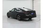 $29998 : Honda Accord Hybrid 2023 Spo thumbnail