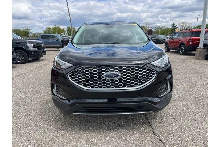 $27949 : Ford Edge 2024 AWD ST-Line 4 image 2
