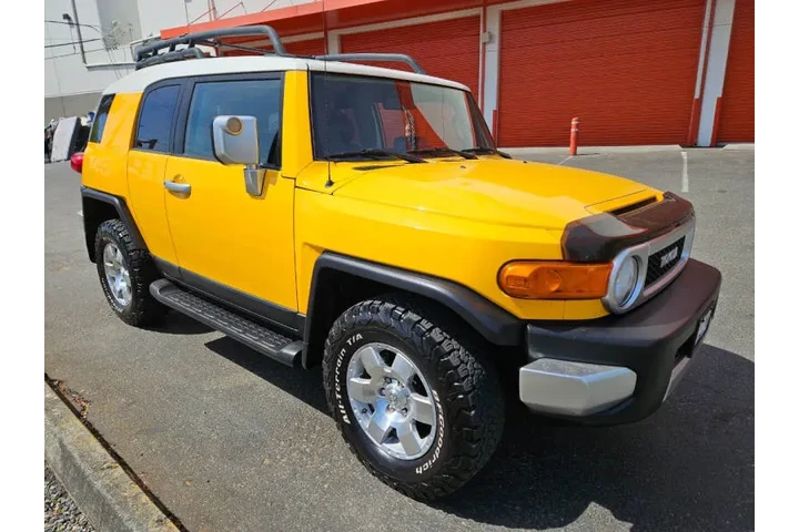 $15999 : 2007 FJ Cruiser image 7