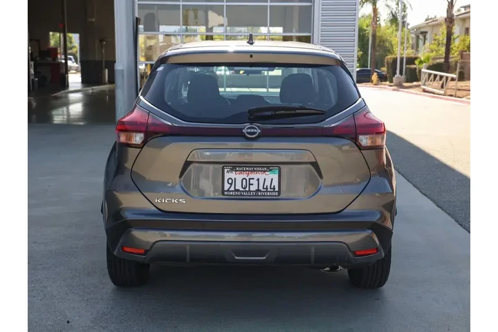$17934 : Nissan Kicks 2024 S 4dr Cros image 5