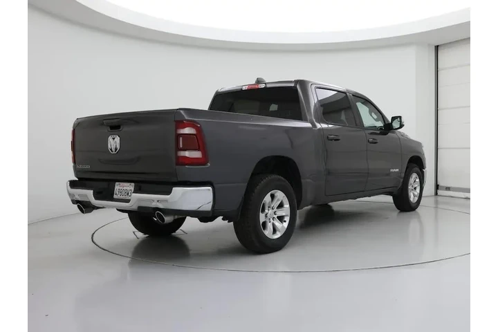 $33998 : Ram 1500 2024 4x2 Laramie 4d image 8