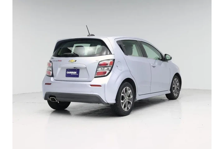$13998 : Chevrolet Sonic 2017 LT Auto image 8