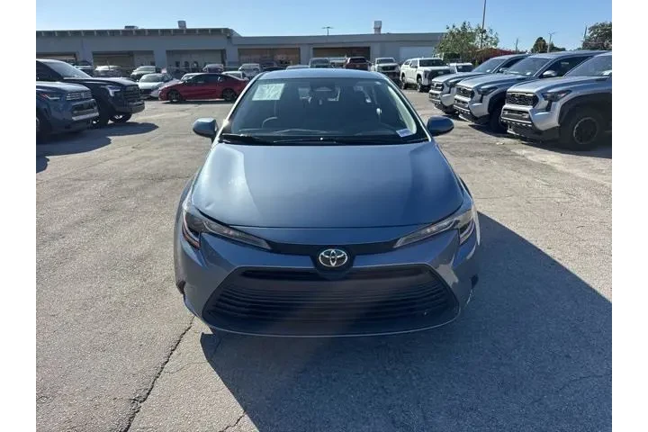 $20988 : Toyota Corolla 2025 LE 4dr S image 8