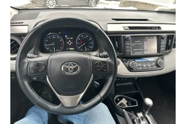 $16995 : 2017 RAV4 Platinum image 9