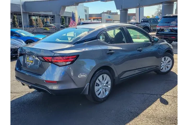$24898 : Nissan Sentra 2025 S 4dr Sed image 8