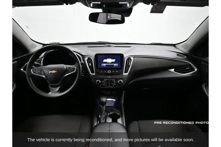 $14609 : Chevrolet Malibu 2023 LT 4dr image 8