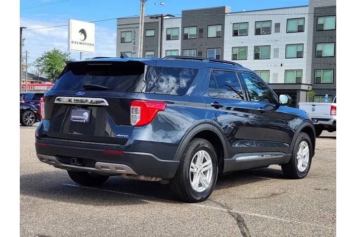 $23495 : 2022 Explorer XLT image 10