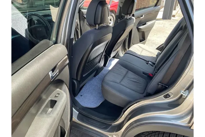 2012 Sorento LX image 10