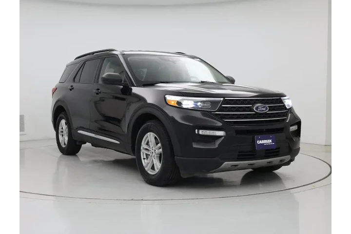 $28998 : Ford Explorer 2023 AWD XLT 4 image 1