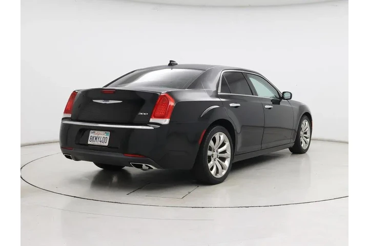 $19998 : Chrysler 300 2019 Limited 4d image 8