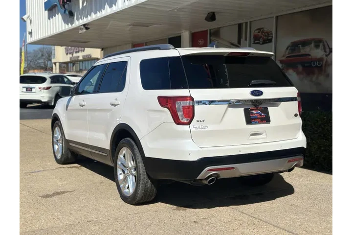 $13999 : 2017 Explorer XLT image 7