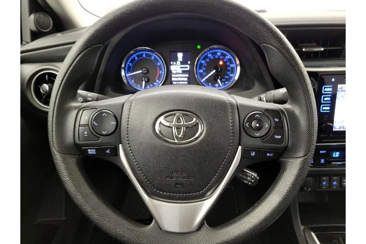 $14998 : Toyota Corolla 2017 XLE 4dr image 10