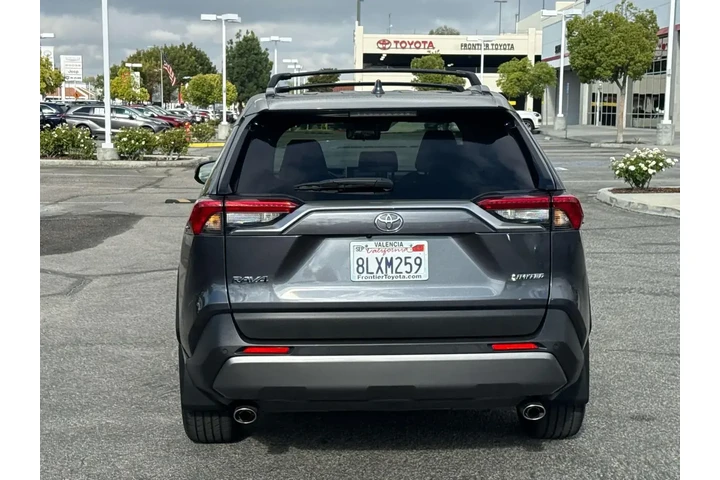 $27870 : Toyota RAV4 2019 Limited 4dr image 4