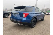 $28998 : Ford Explorer 2022 AWD XLT 4 thumbnail