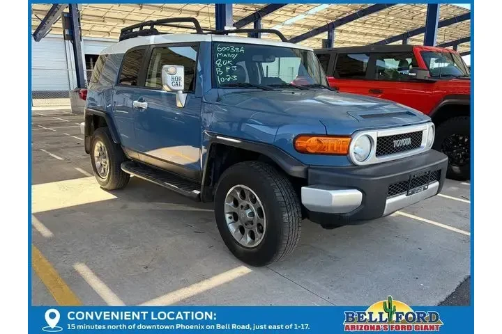 $30015 : Toyota FJ Cruiser 2013 4x4 4 image 5