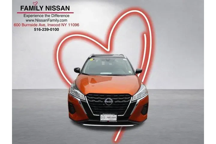 $17899 : Nissan Kicks 2024 SV 4dr Cro image 2