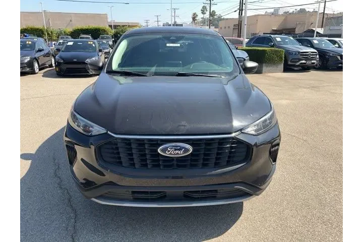 $20391 : Ford Escape 2023 AWD Active image 2