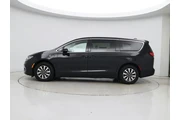 $26998 : Chrysler Pacifica Plug-In Hy thumbnail