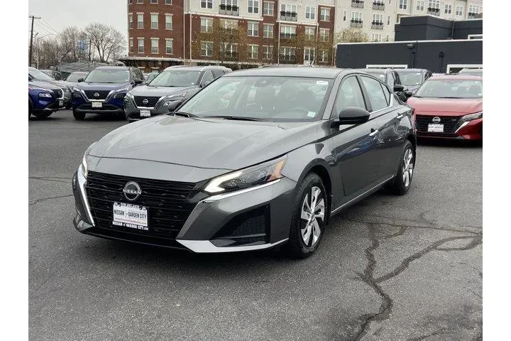 $20250 : Nissan Altima 2025 2.5 S 4dr image 7