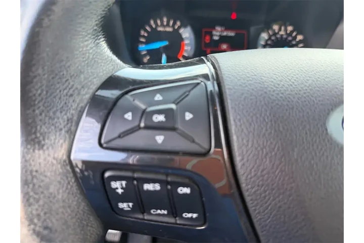 $13500 : Ford Explorer 2017 XLT 4dr S image 6