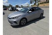 $18972 : Kia Forte 2023 LXS 4dr Sedan thumbnail