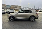 $17985 : Lincoln Nautilus 2019 AWD Re thumbnail