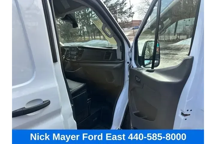 $33995 : Ford Transit 2023 AWD 250 3d image 10