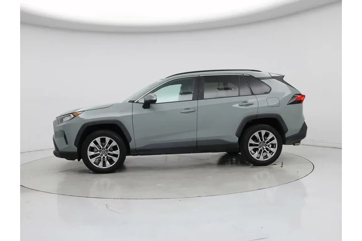 $26998 : Toyota RAV4 2019 XLE Premium image 3