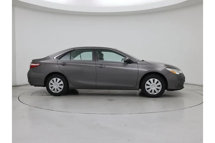 $18998 : Toyota Camry 2017 LE 4dr Sed image 7
