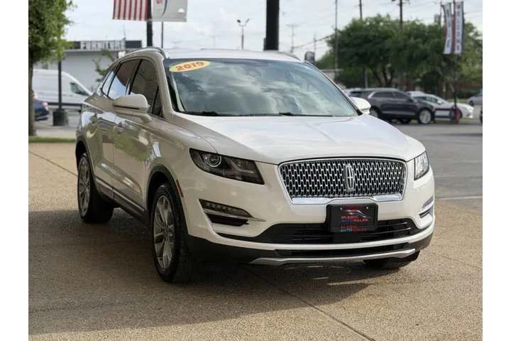 $19999 : 2019 MKC Select image 4