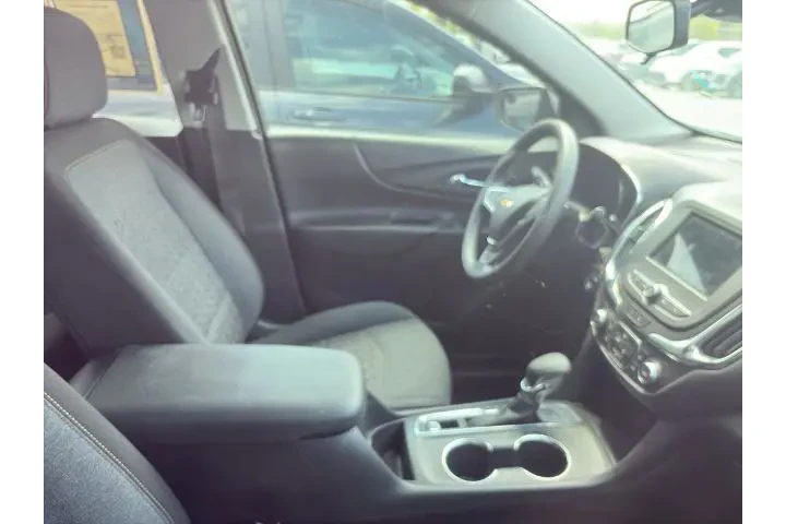 $22250 : Chevrolet Equinox 2022 LT 4d image 4