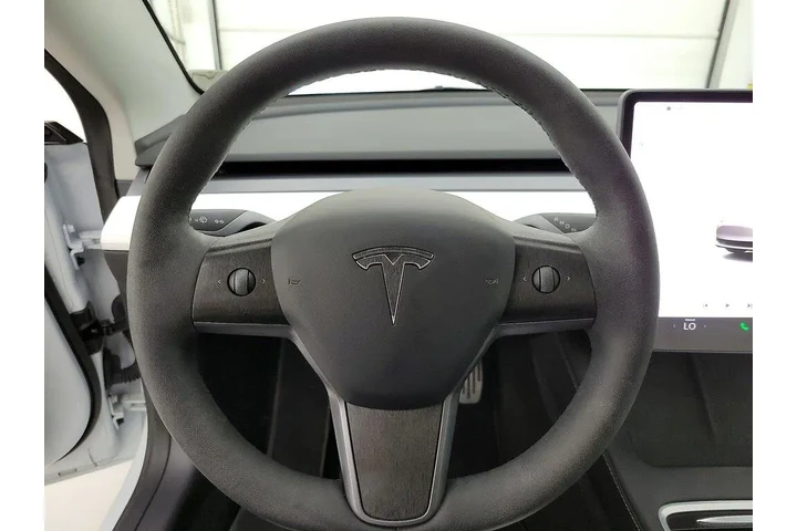 $28998 : Tesla Model 3 2022 AWD Long image 10