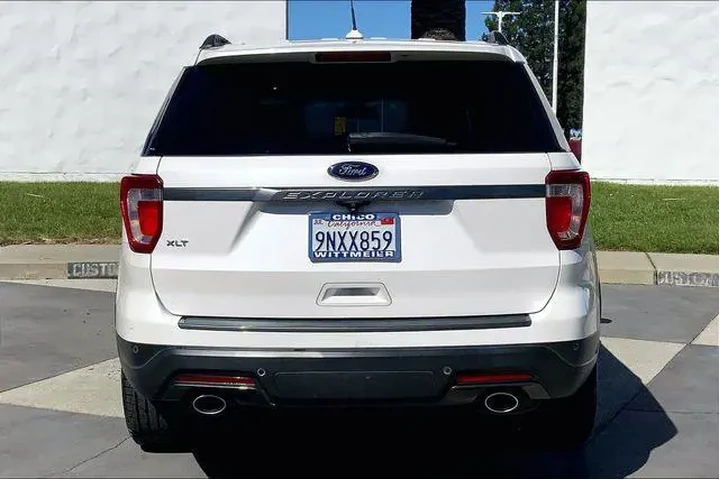 $18985 : Ford Explorer 2018 XLT 4dr S image 4