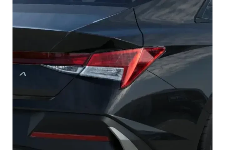 $27415 : Hyundai ELANTRA 2025 SEL Con image 10