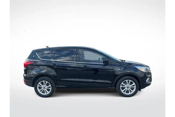 $10995 : Ford Escape 2019 SE 4dr SUV image 9