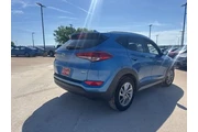 $15986 : Hyundai TUCSON 2018 AWD SE 4 thumbnail