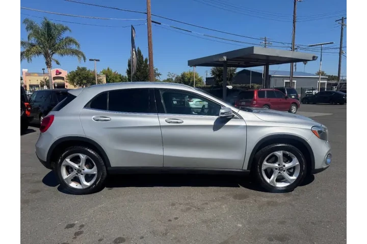 $12998 : 2018 Mercedes-Benz GLA GLA 25 image 9