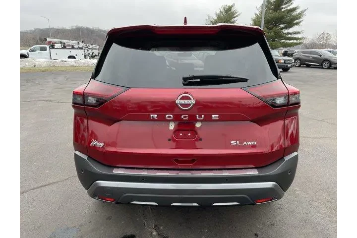$24987 : Nissan Rogue 2023 AWD SL 4dr image 4