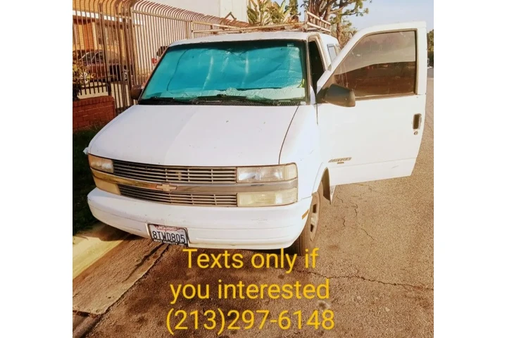 $1100 : Chevy van image 2
