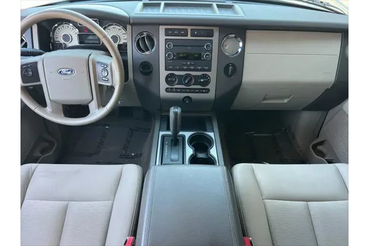 $11199 : Ford Expedition 2011 4x2 XLT image 4