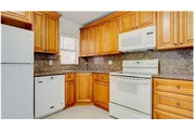 $2425 : Rental property with 3 bedro thumbnail