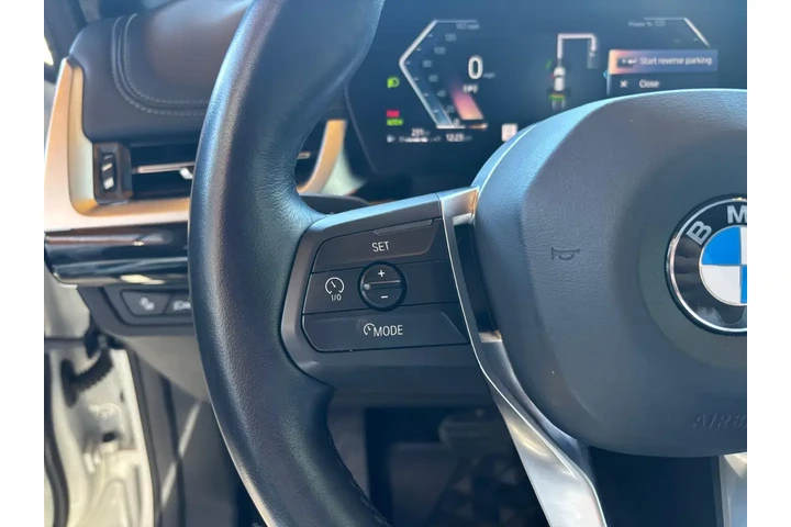 2023 BMW X1 xDrive28i image 9