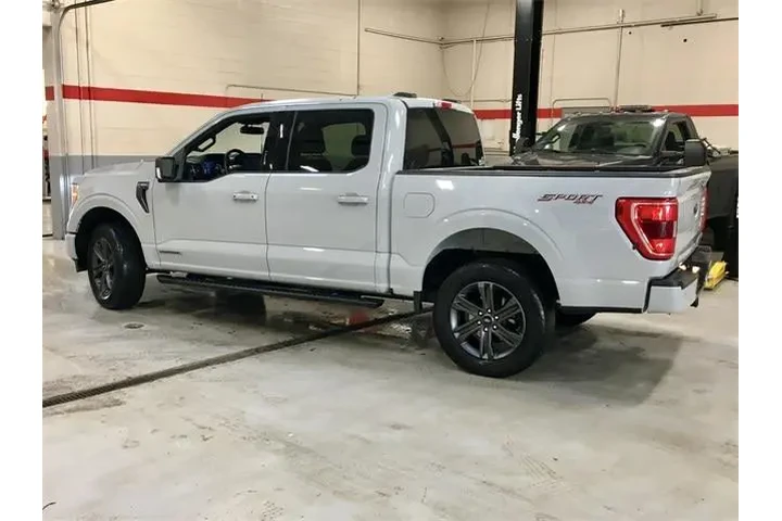 $35988 : Ford F-150 2023 4x4 XLT 4dr image 2