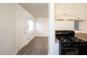 $2000 : 2 bed 2 bath in James M wood thumbnail