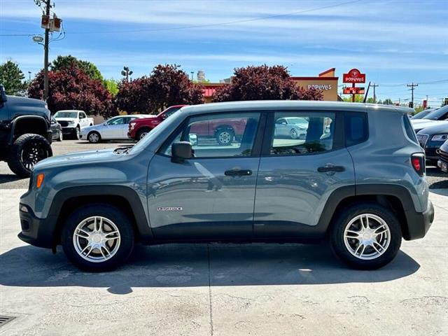 $12500 : 2017 Renegade Sport image 6