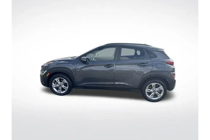 $20984 : Hyundai KONA 2023 AWD SEL 4d image 2
