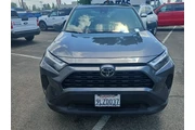 $27200 : Toyota RAV4 2024 AWD LE 4dr thumbnail
