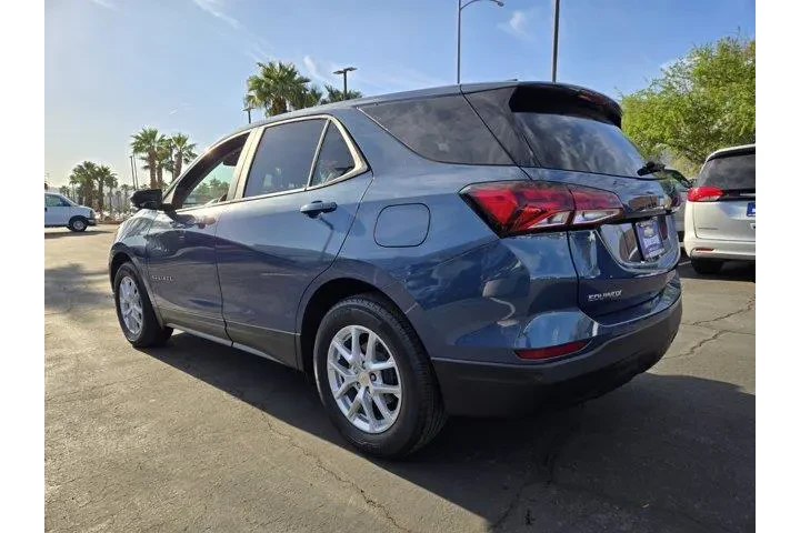 $21991 : Chevrolet Equinox 2024 LS 4d image 4