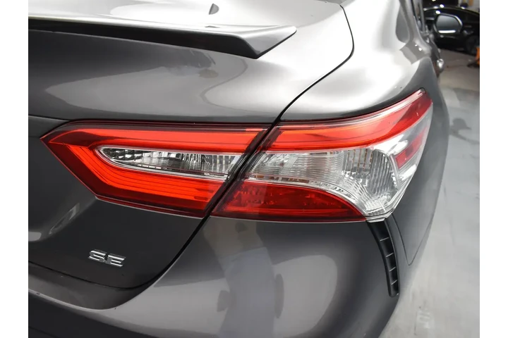 $12526 : Toyota Camry 2020 SE 4dr Sed image 8