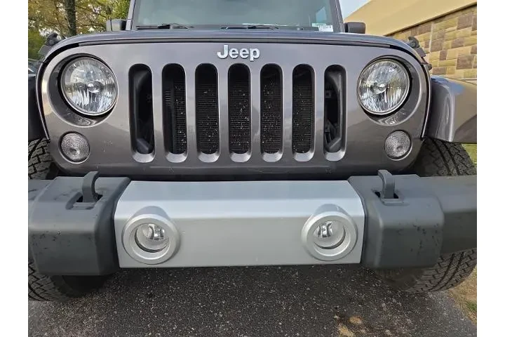 $15600 : Jeep Wrangler 2014 4x4 Sahar image 6